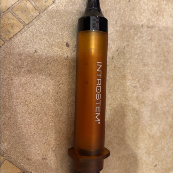 Brown Eye Cream - Picture 3 of 4